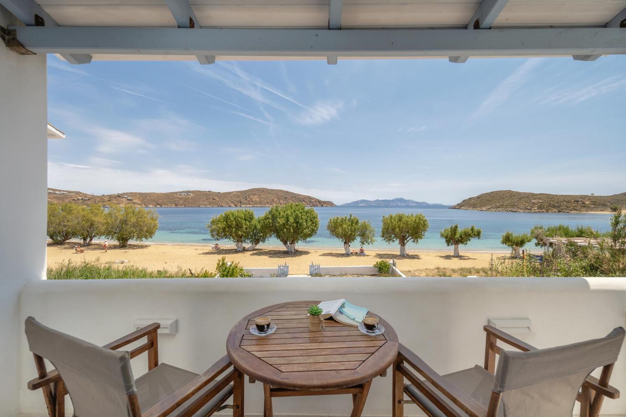 Galazio Seaside Apartments Ливадакия Экстерьер фото